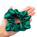 Load image into Gallery viewer, pure silk green hair accessory scrunchie ponytail holder handmade in Canada by Lynne Kiel

