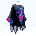 Load image into Gallery viewer, painted silk block caftan top one size cruise wear made in Canada by Lynne Kiel
