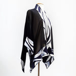 Load image into Gallery viewer, Painted silk kimono shawl black
