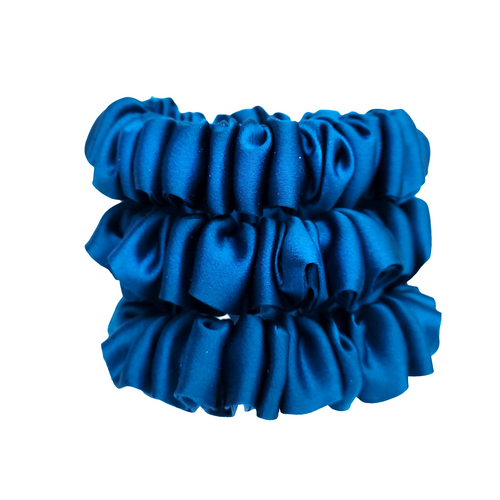 pure silk blue green teal scrunchie ponytail holder hair tie handmade in Canada by Lynne Kiel